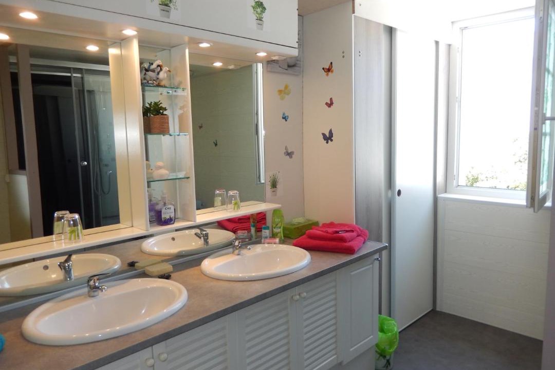 Photo of Bathroom in La Roche-Chalais