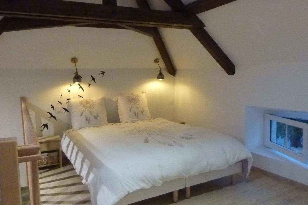 Photo of Bedroom in Vosne-Romanee