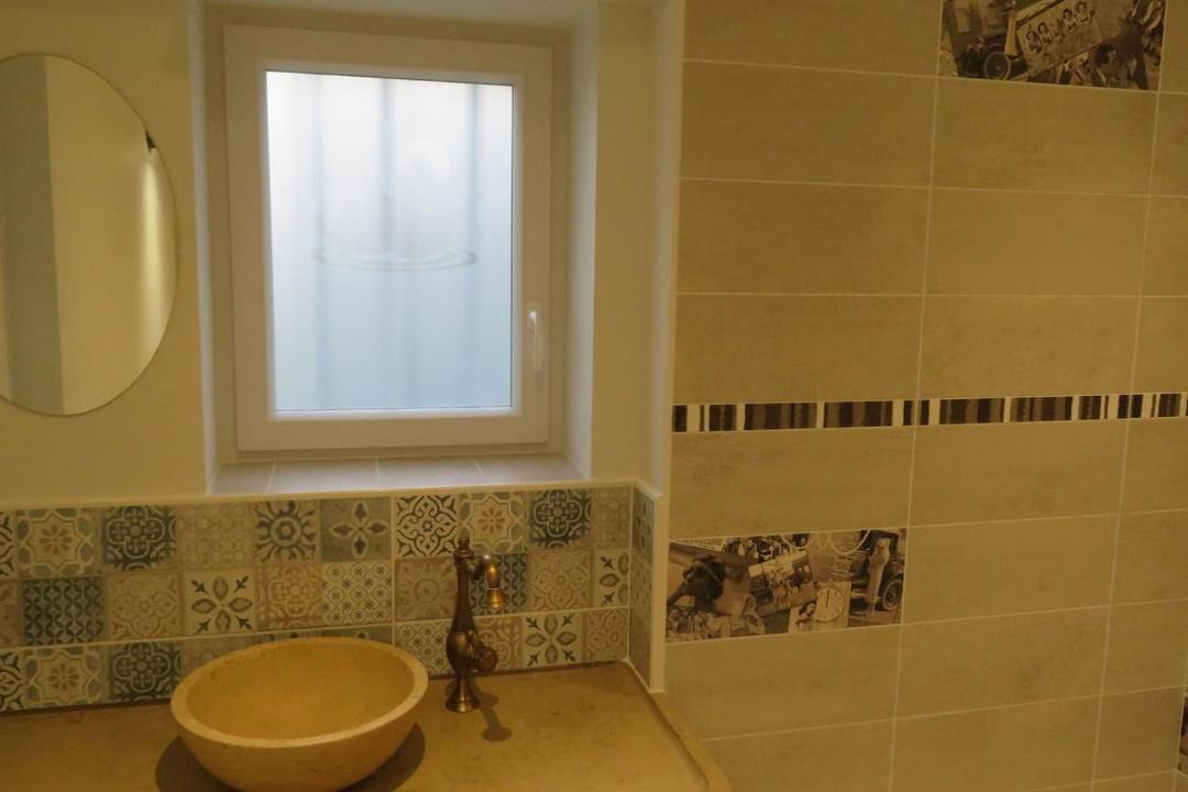 Photo of Bathroom in Vosne-Romanee