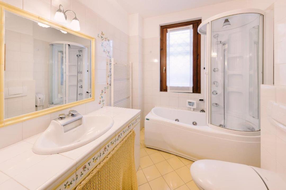 Photo of Bathroom in Olgiate Comasco