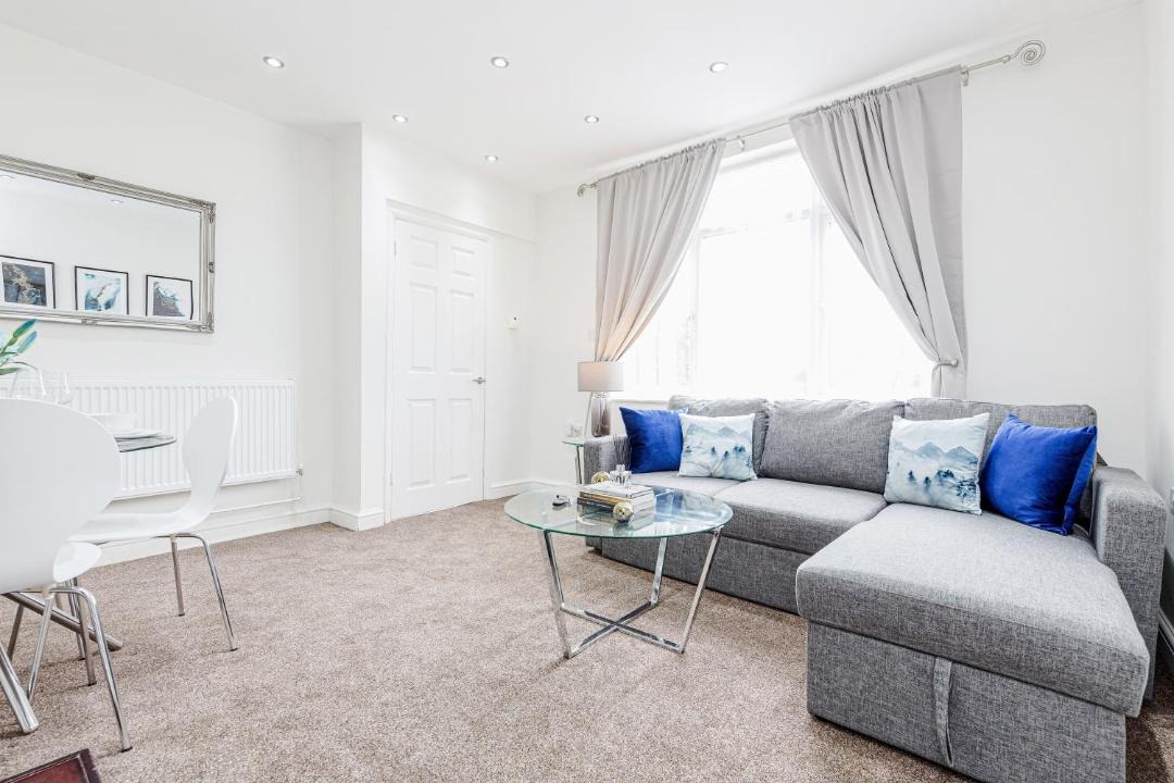 Photo of Livingroom in South Ockendon