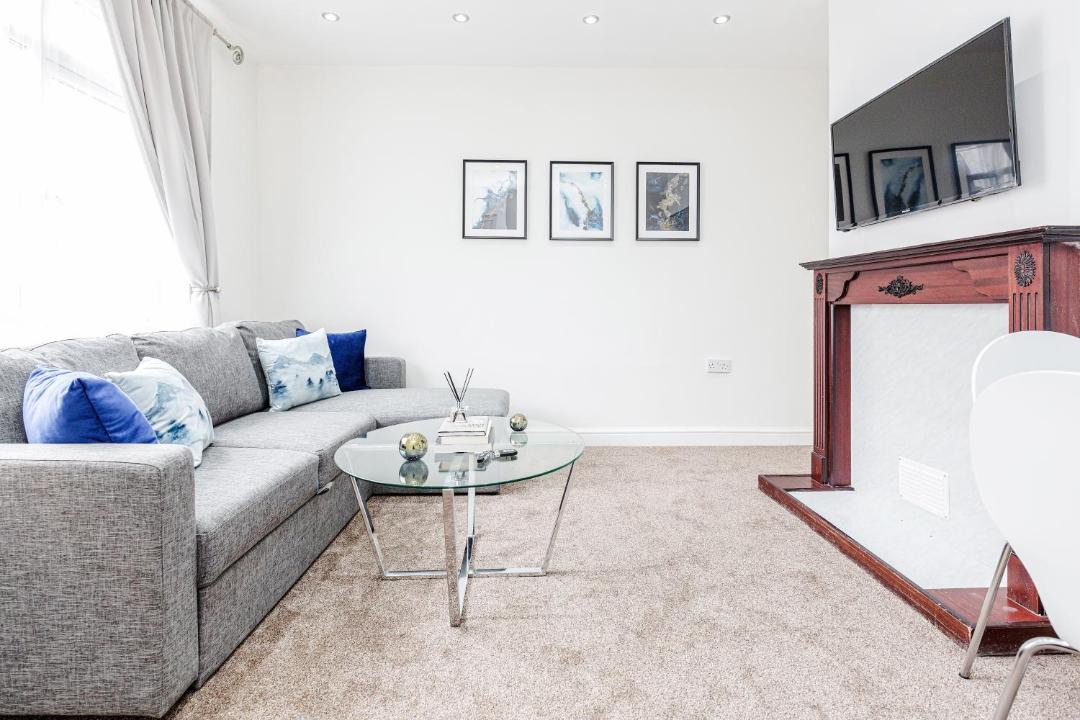 Photo of Livingroom in South Ockendon