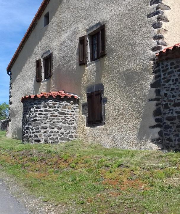 Photo of Buildings in Domeyrat