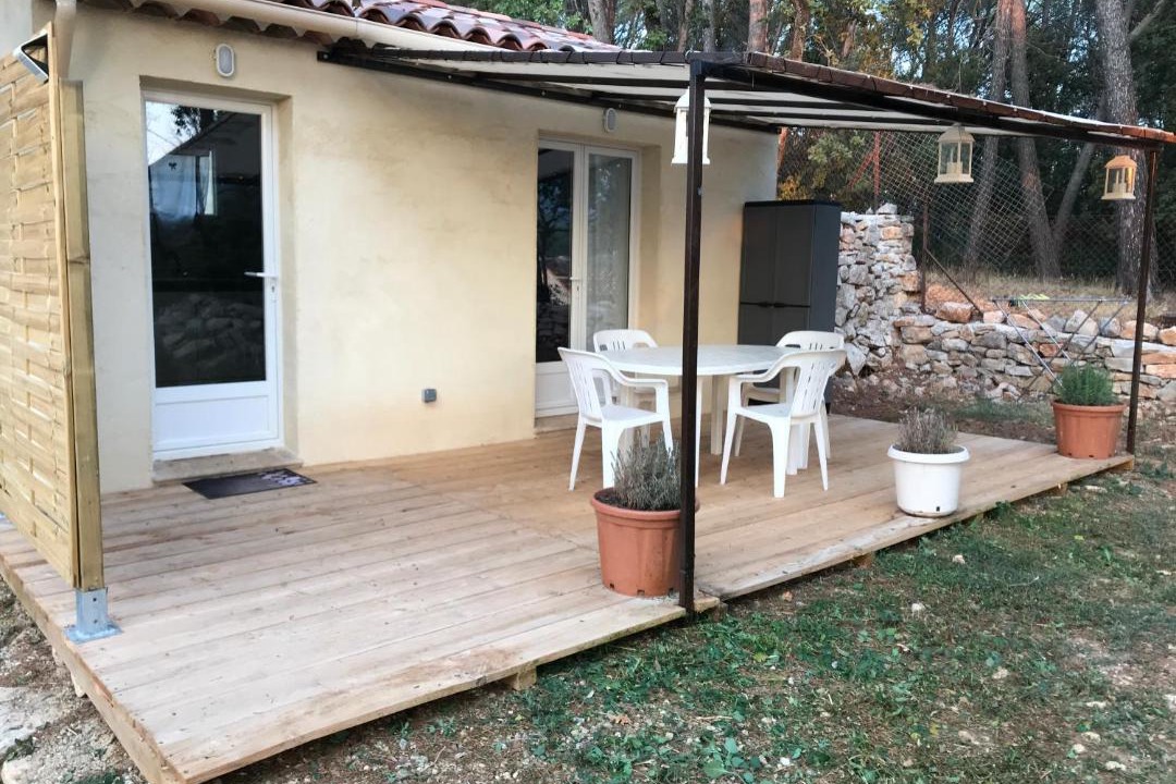 Photo of Buildings in Flayosc