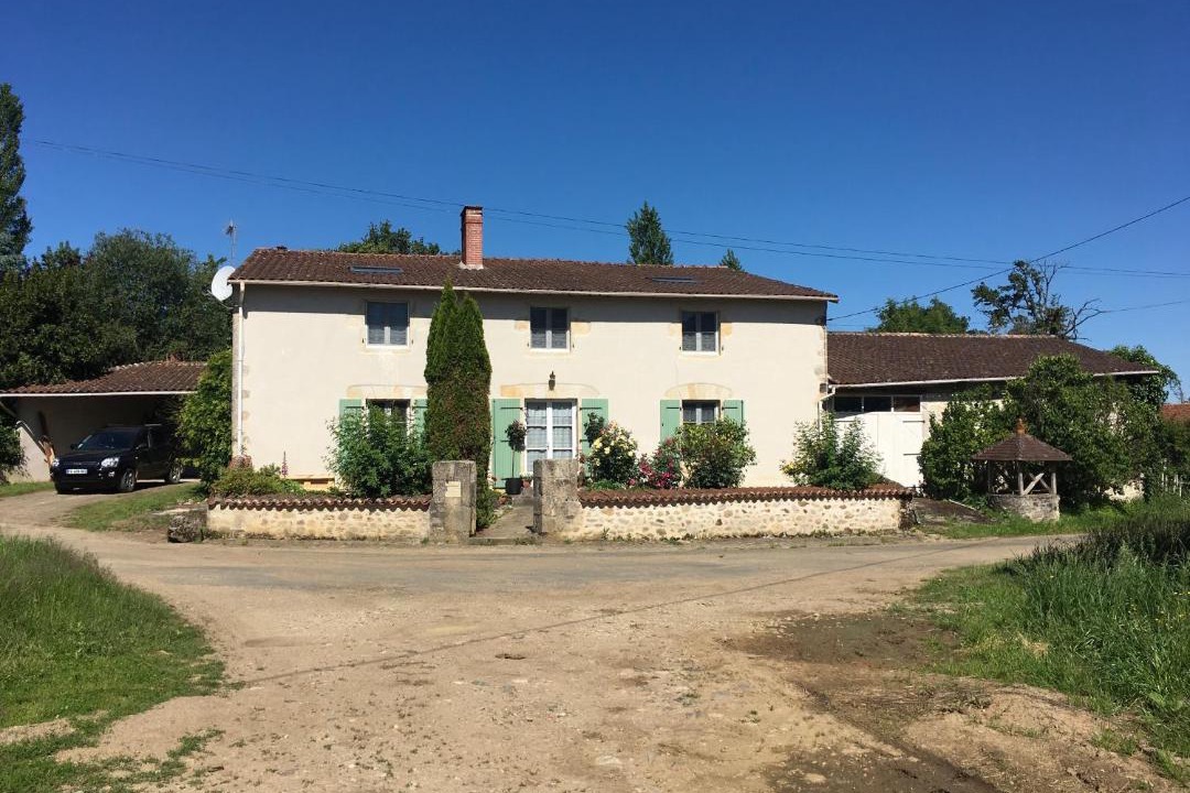 Photo of Others in Nouic