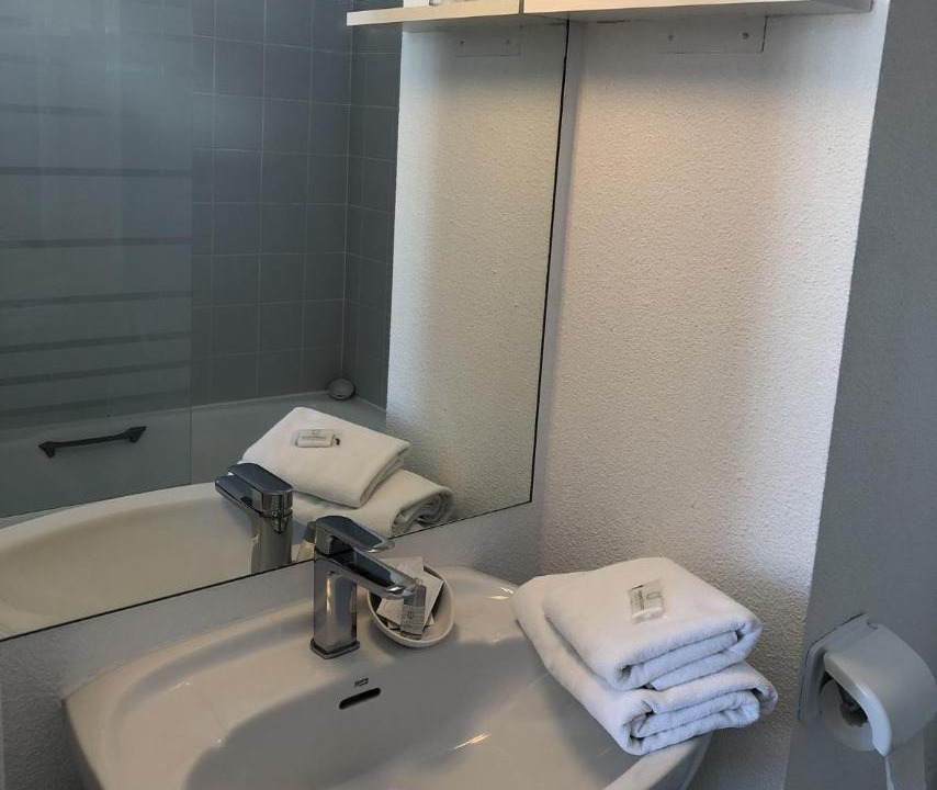 Photo of Bathroom in Saint-Cloud
