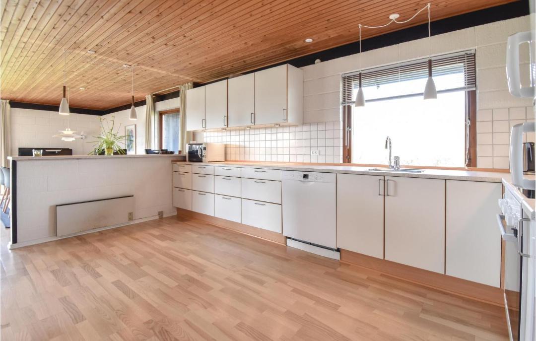 Photo of Kitchen in Helnæs By