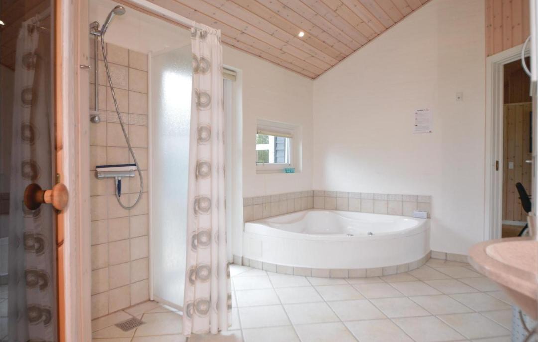 Photo of Bathroom in Ho