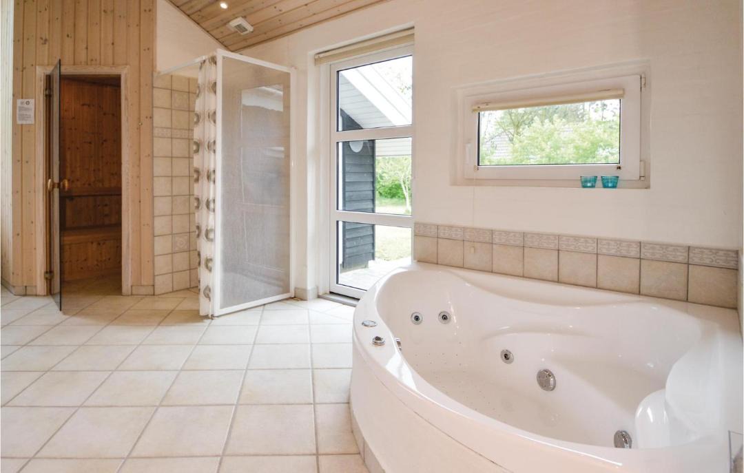 Photo of Bathroom in Ho
