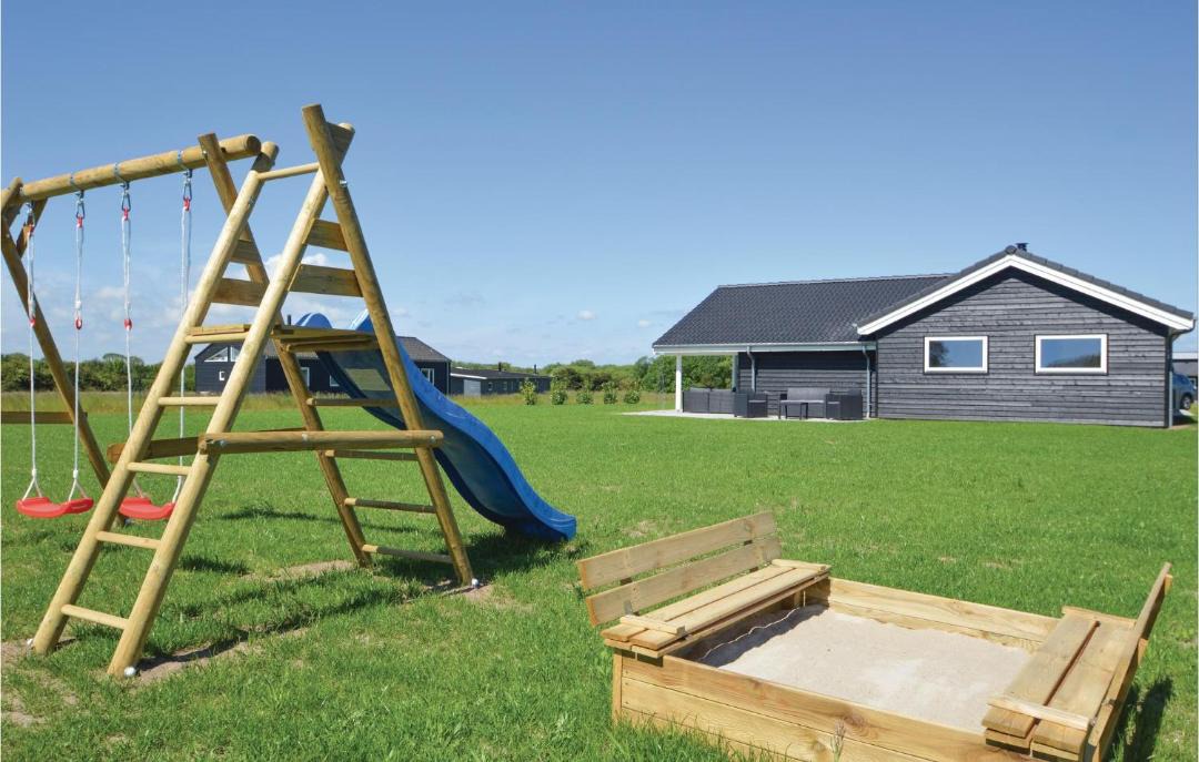 Photo of Buildings in Arø