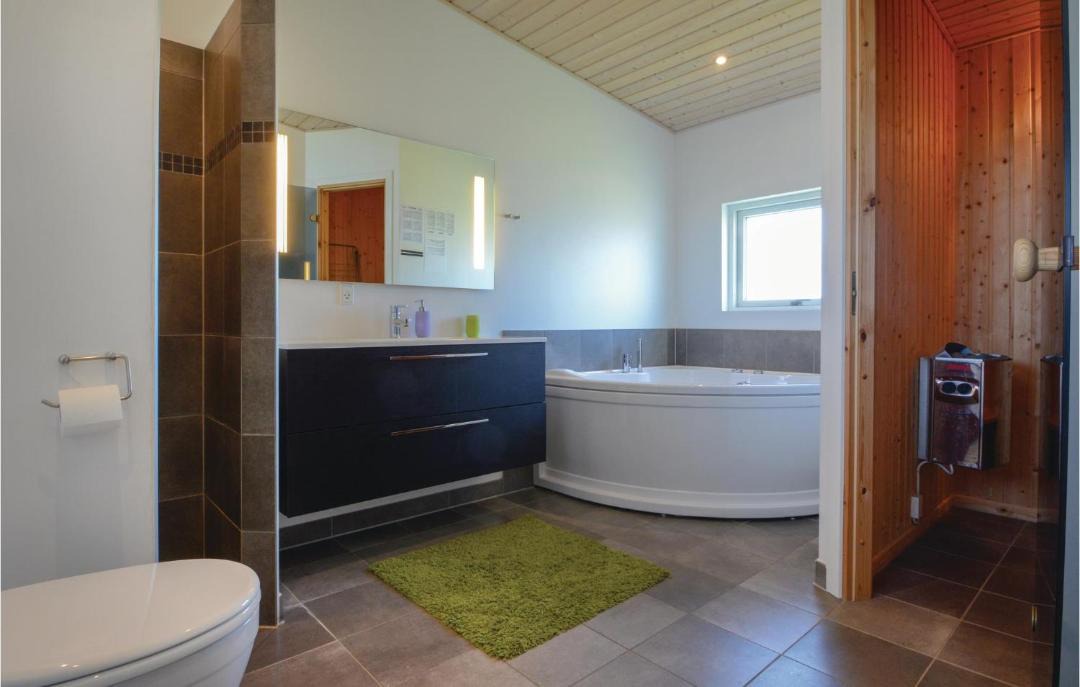 Photo of Bathroom in Arø