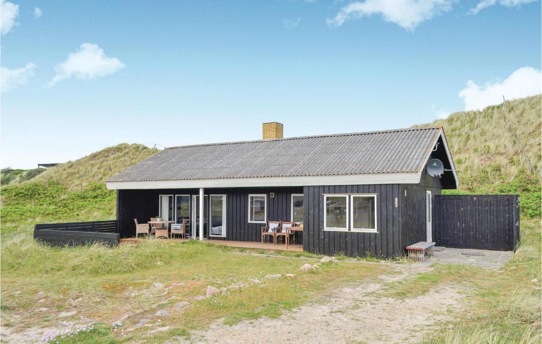 Photo of Buildings in Bjerregard Strand