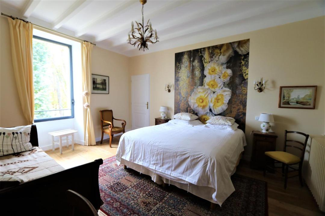 Photo of Bedroom in Flaujagues