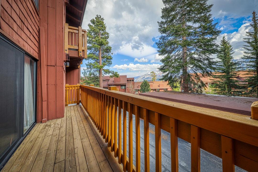Photo of Patio Balcony in Mammoth Lakes