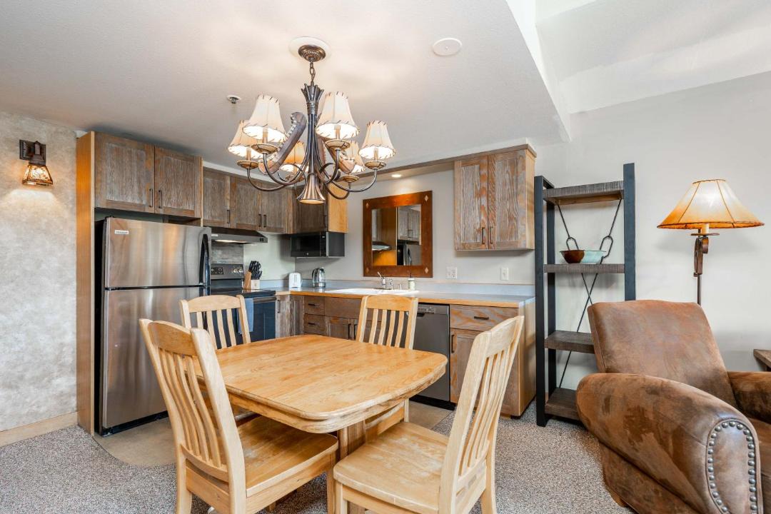 Photo of Livingroom in Big Sky