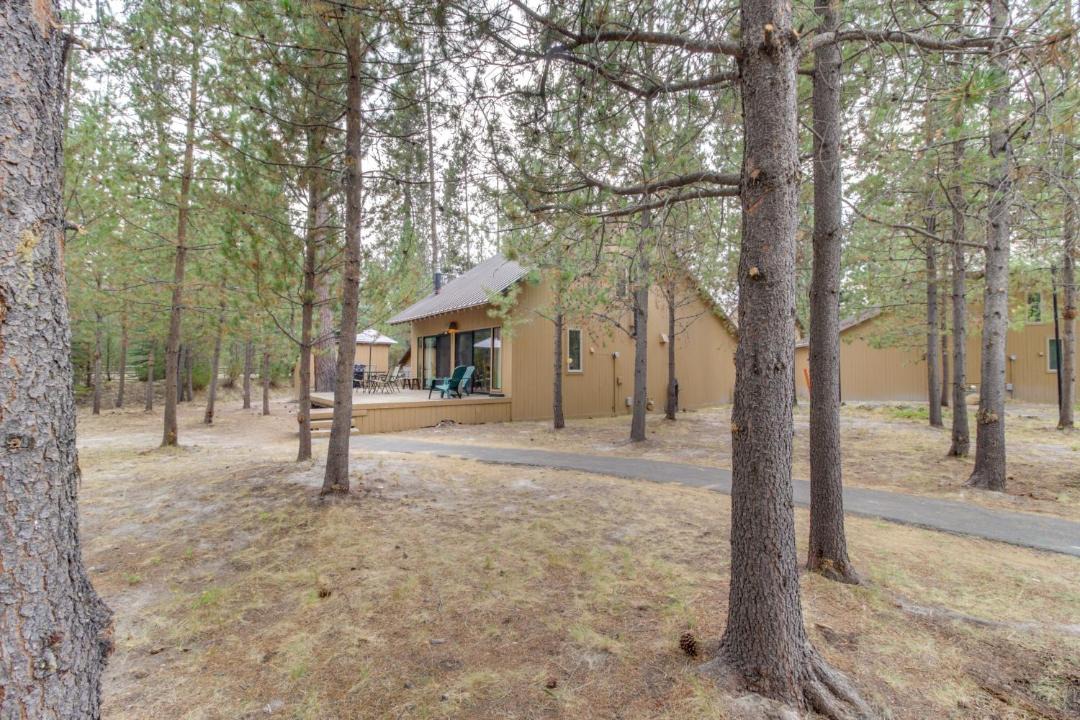 Photo of Buildings in Sunriver