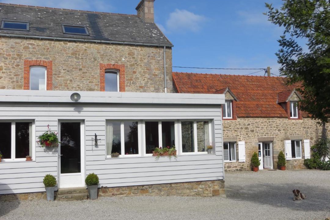 Photo of Others in Carneville