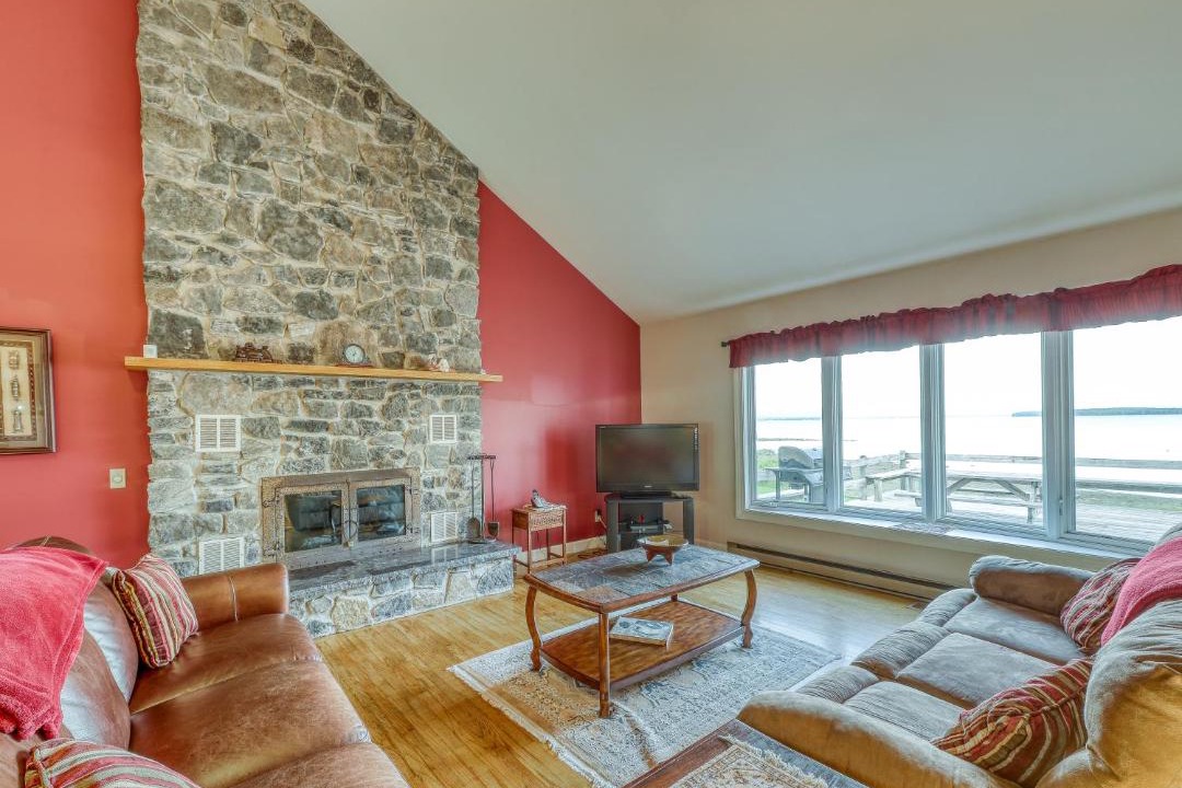 Photo of Livingroom in North Hero