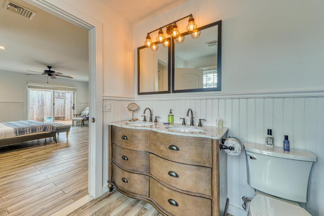 Photo of Others in Ocean Beach