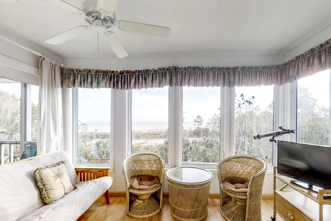 Photo of Livingroom in Indian Pass