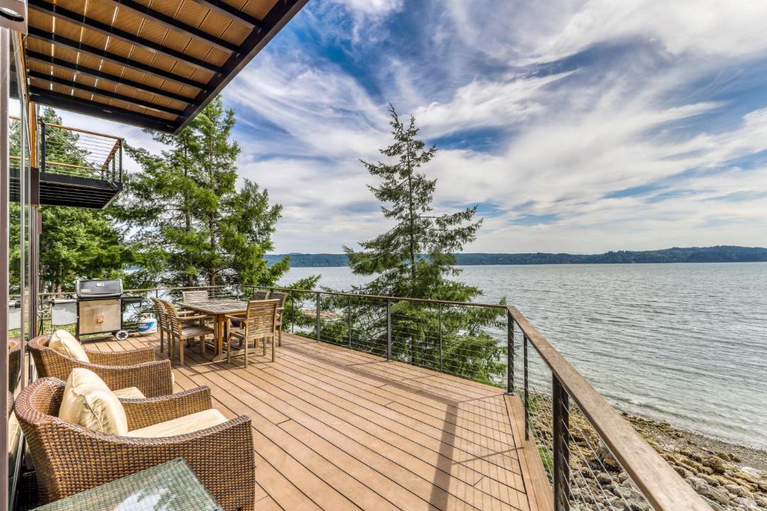 Photo of Patio Balcony in Brinnon