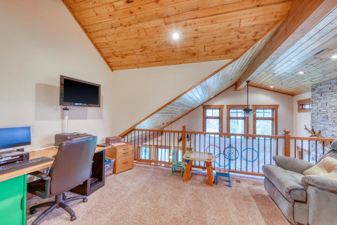 Photo of Livingroom in Purgatory