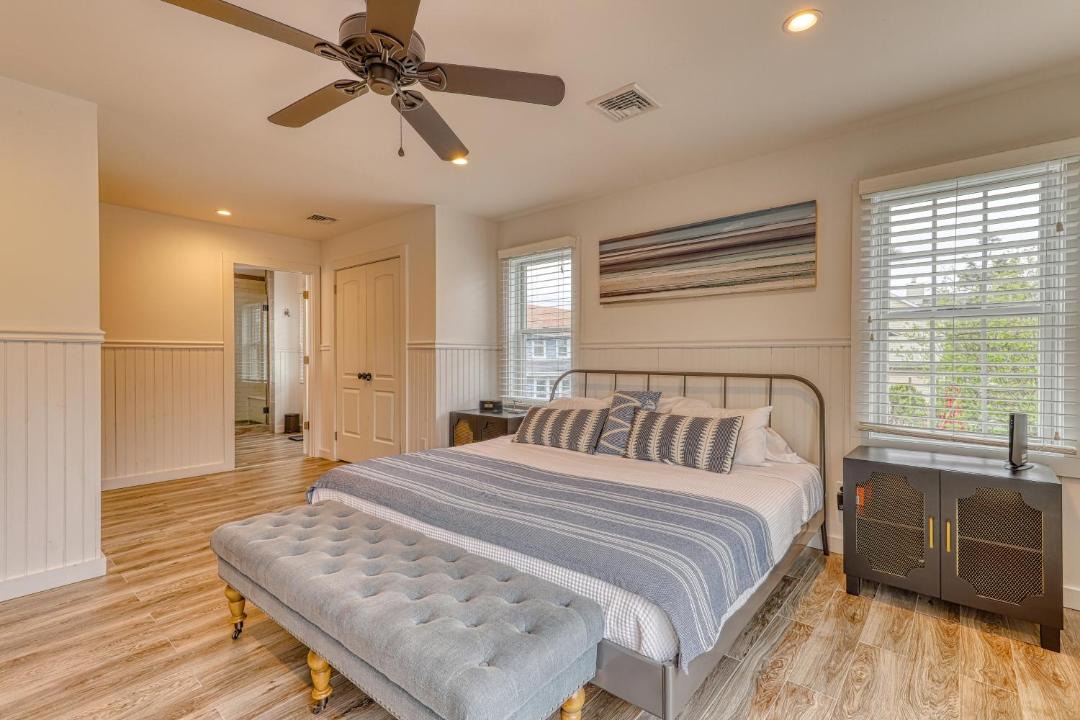 Photo of Bedroom in Ocean Beach