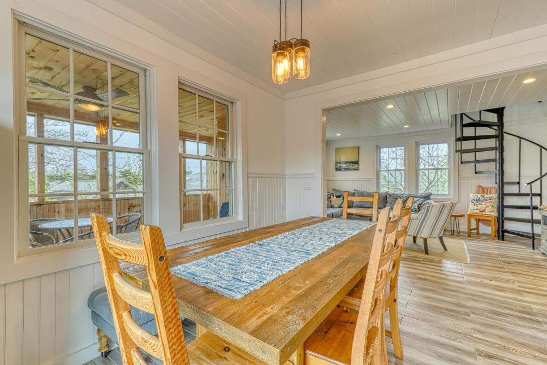 Photo of Livingroom in Ocean Beach