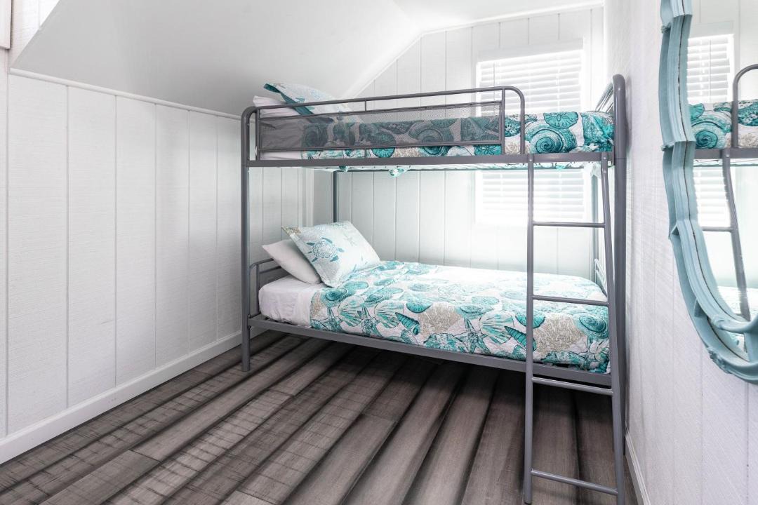 Photo of Bedroom in Ocean Beach