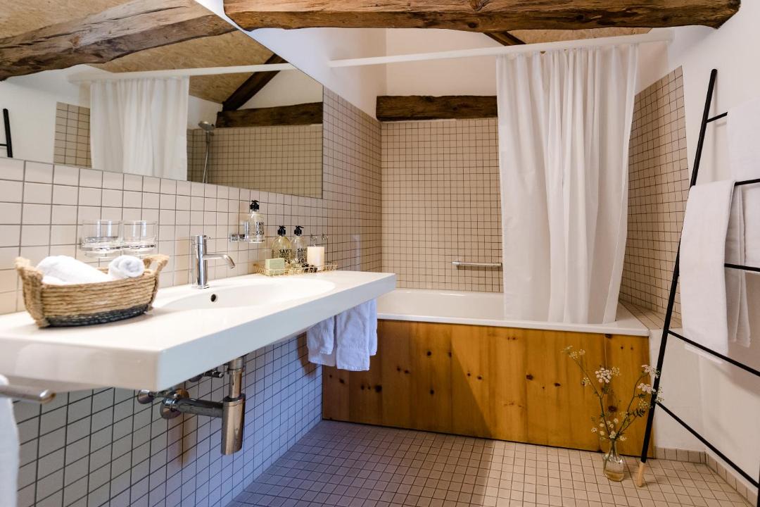 Photo of Bathroom in Vna