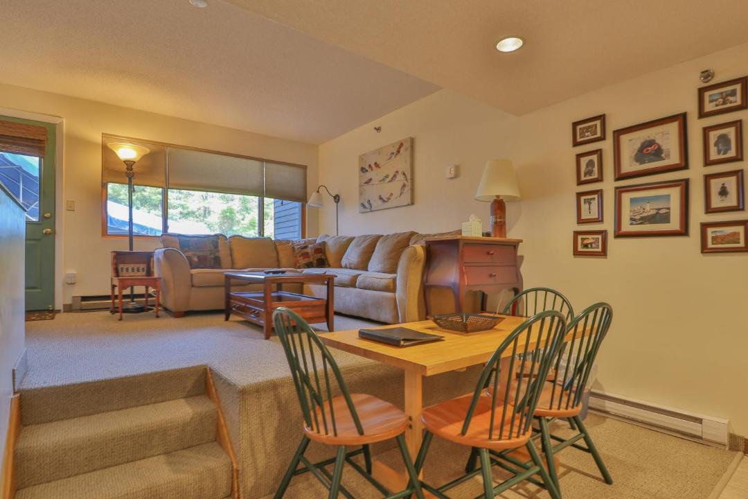 Photo of Livingroom in Sunday River Area