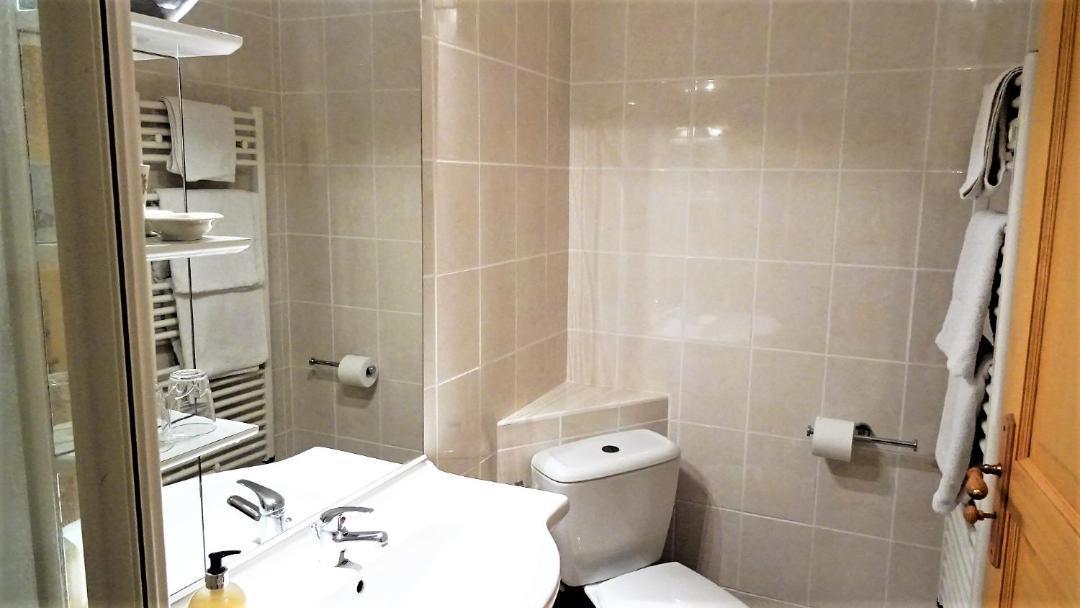 Photo of Bathroom in Juvigny-sous-Andaine