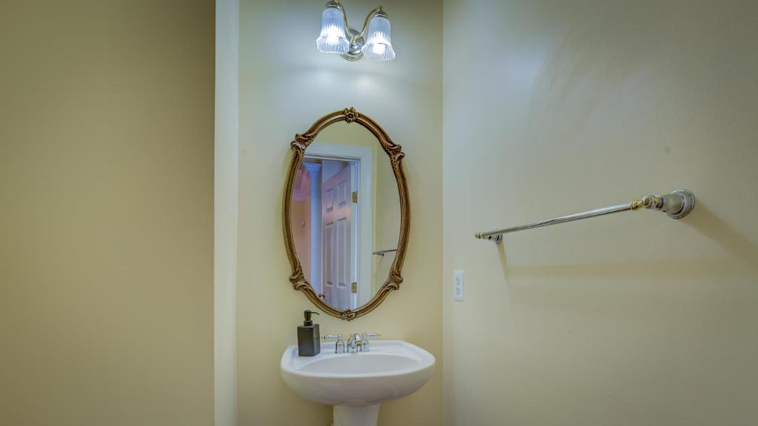 Photo of Bathroom in Lorton