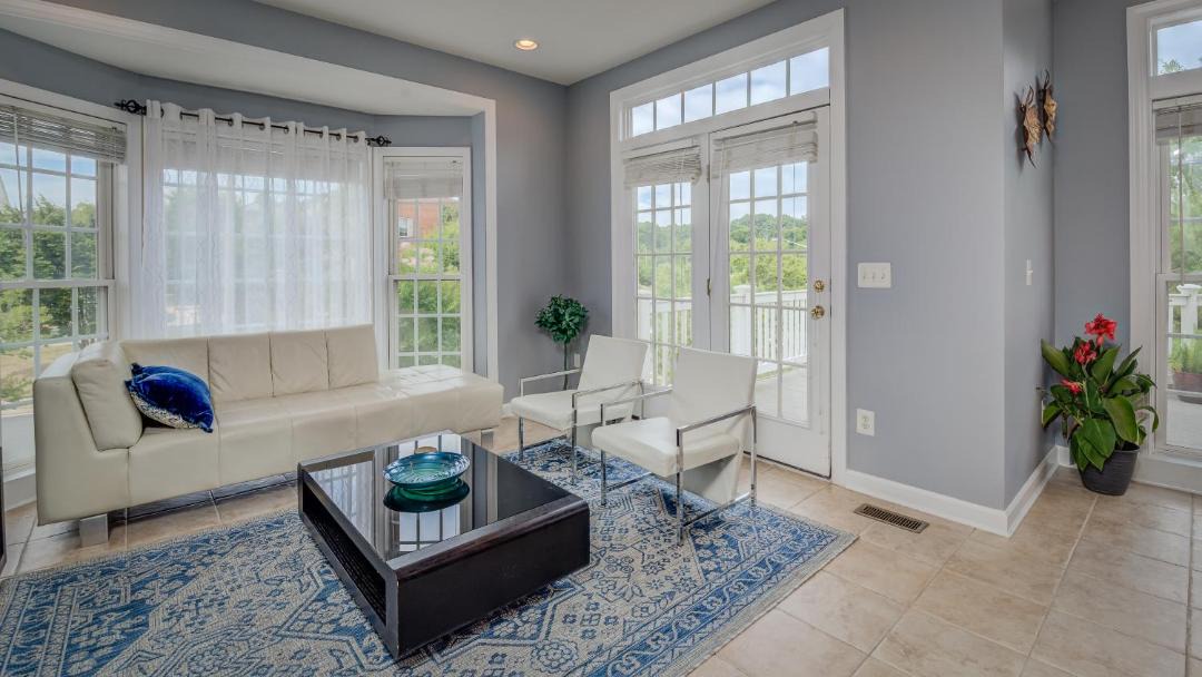 Photo of Livingroom in Lorton