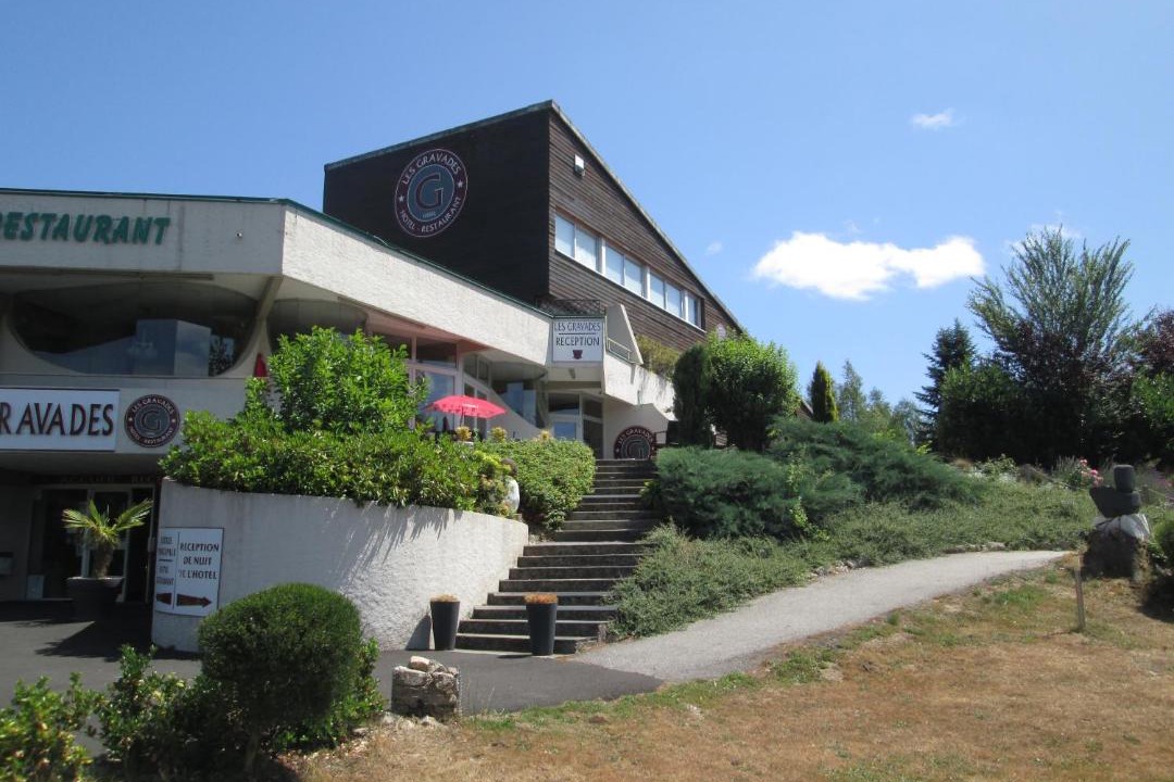 Photo of Buildings in Saint Dezery