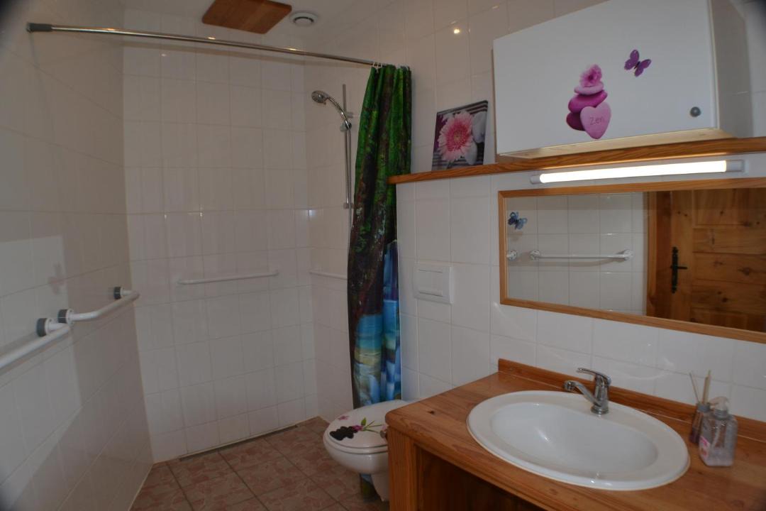 Photo of Others in Roquefort-les-Cascades