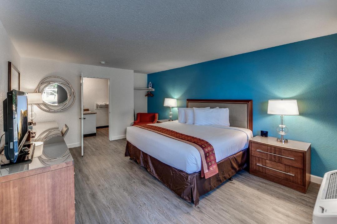 Photo of Bedroom in Angels Camp