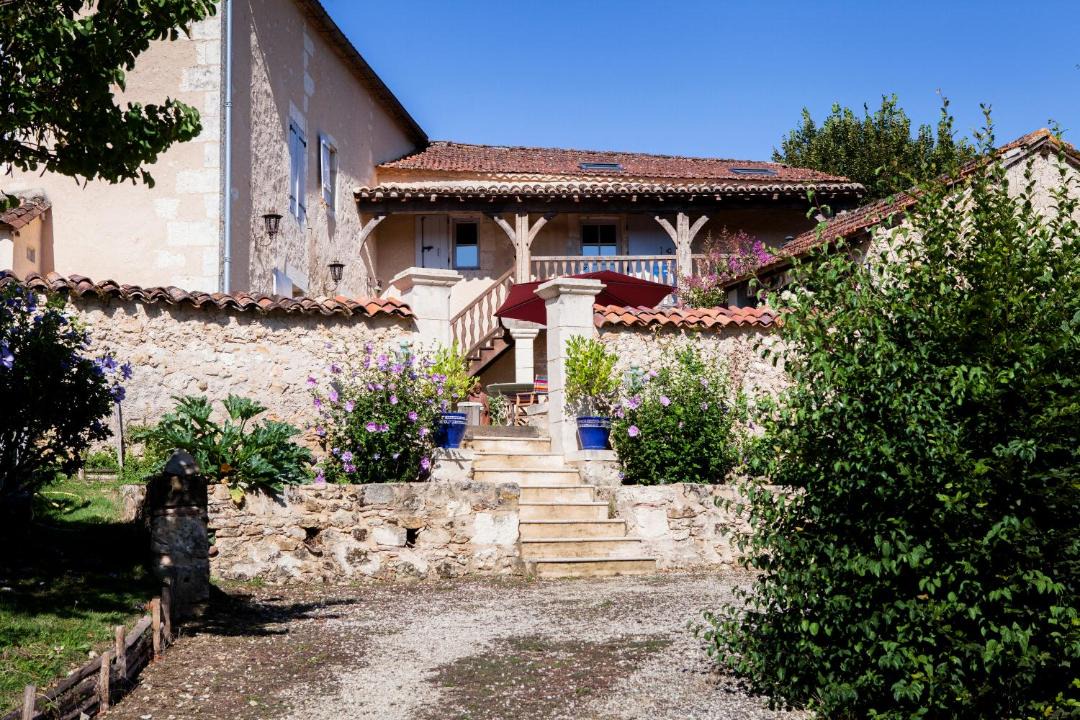 Photo of Buildings in Montagnac-la-Crempse
