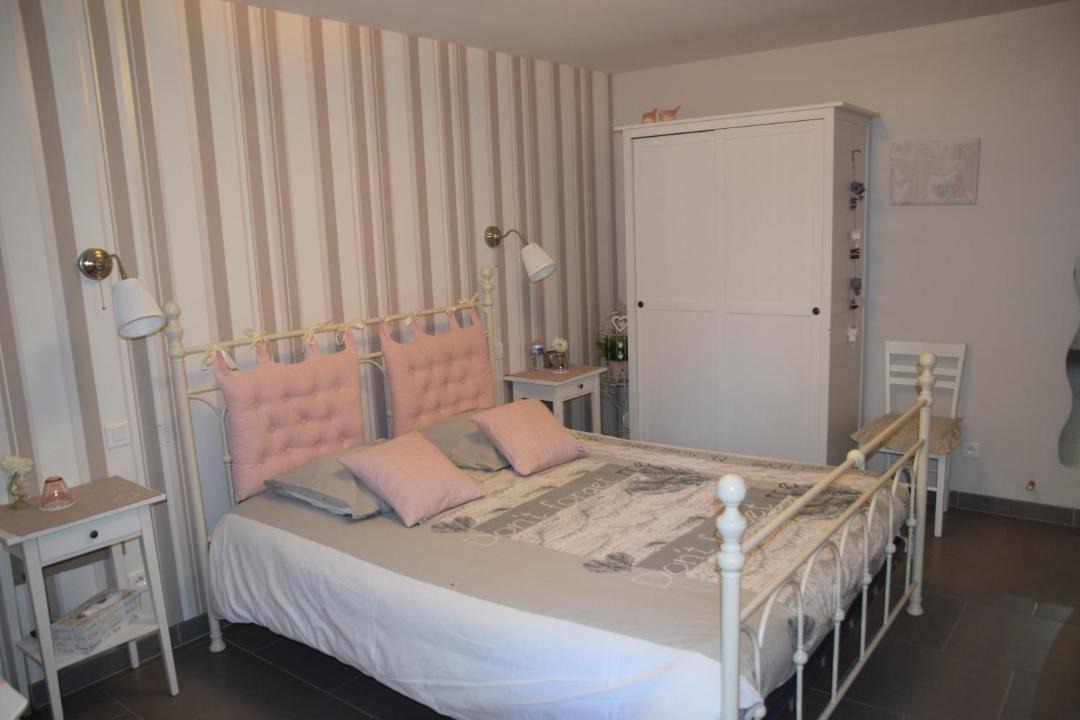 Photo of Bedroom in Merville