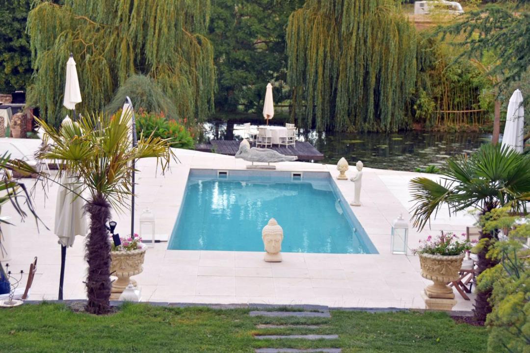 Photo of Others in Pont-l'Eveque