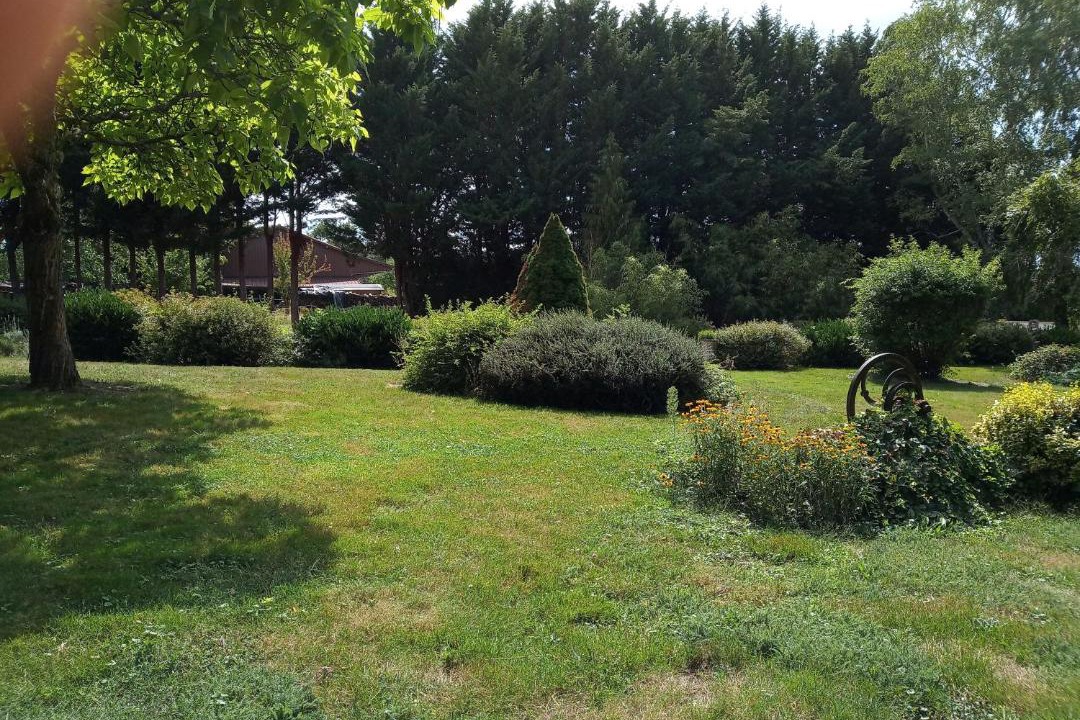 Photo of Others in Epothemont