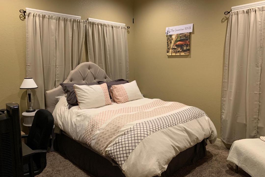 Photo of Bedroom in Medina Valley