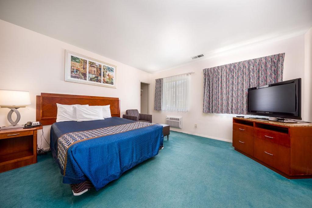 Photo of Bedroom in Hood River