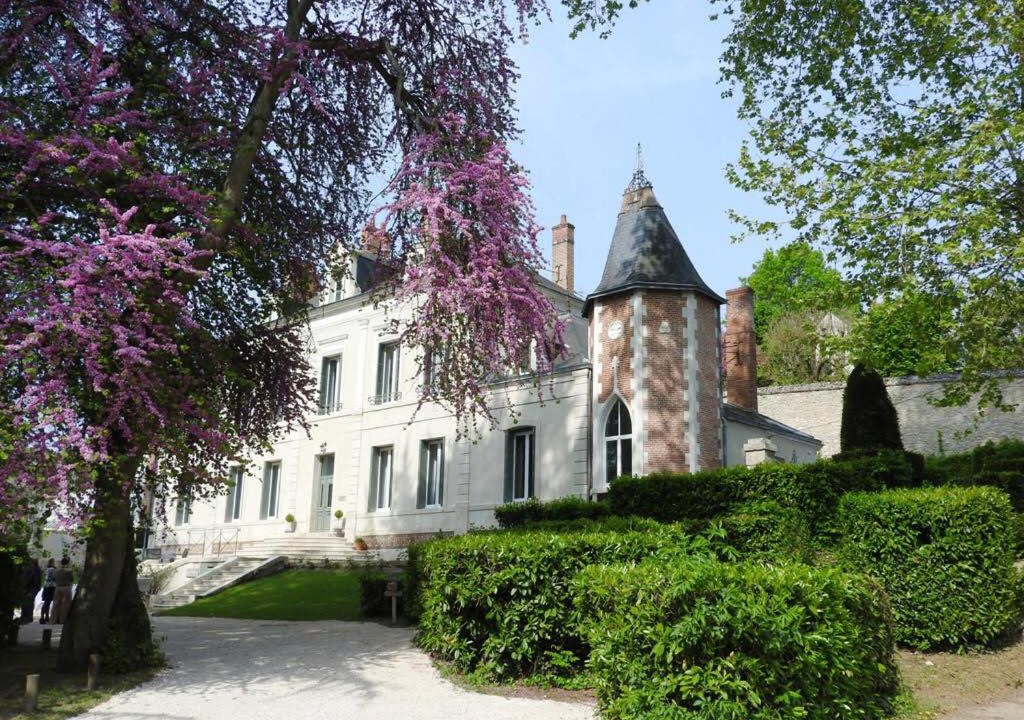 Photo of Others in La Chaussee-Saint-Victor