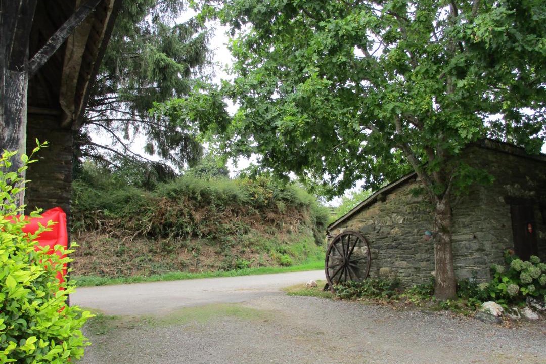 Photo of Others in Caurel