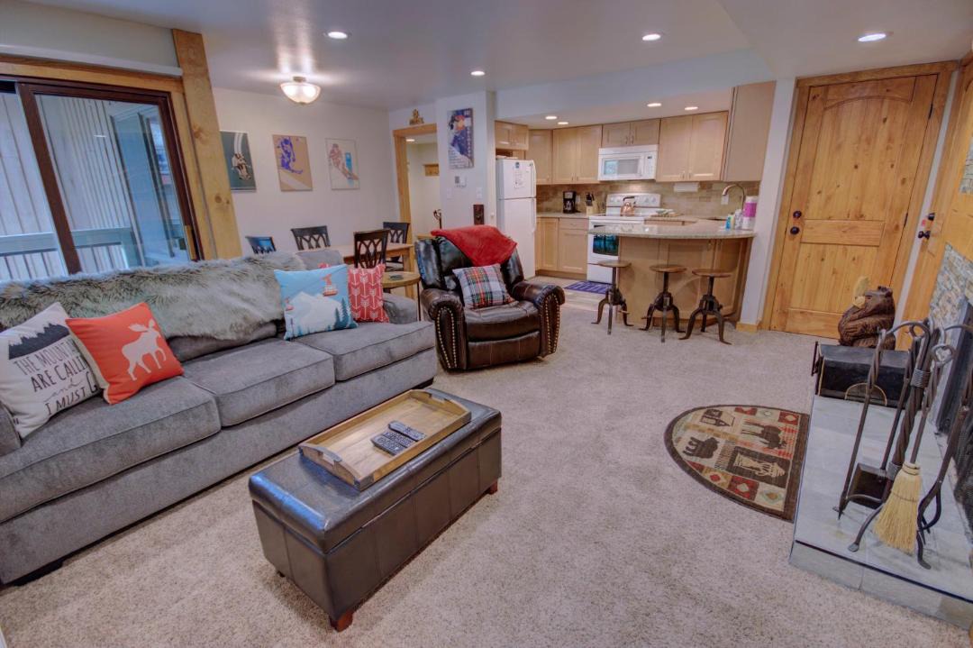 Photo of Livingroom in Keystone