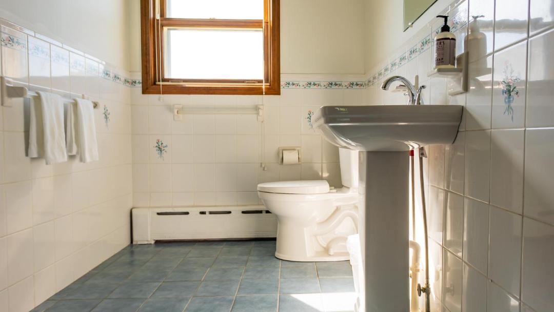 Photo of Bathroom in Ogunquit