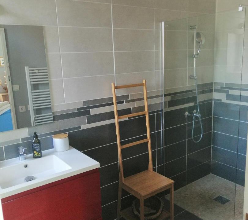 Photo of Bathroom in Beaune-la-Rolande