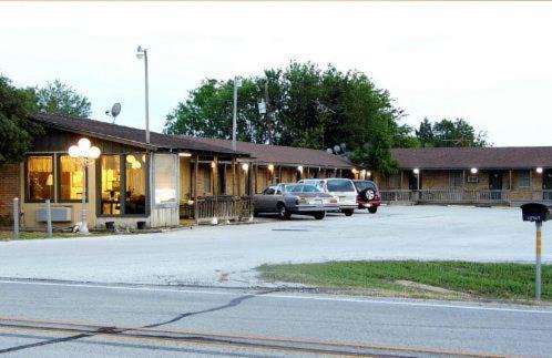 Photo of Others in Wills Point