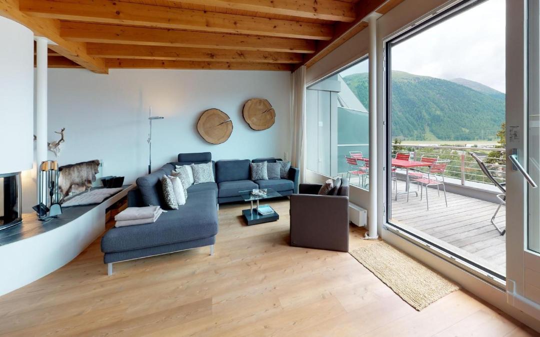 Photo of Others in Samedan